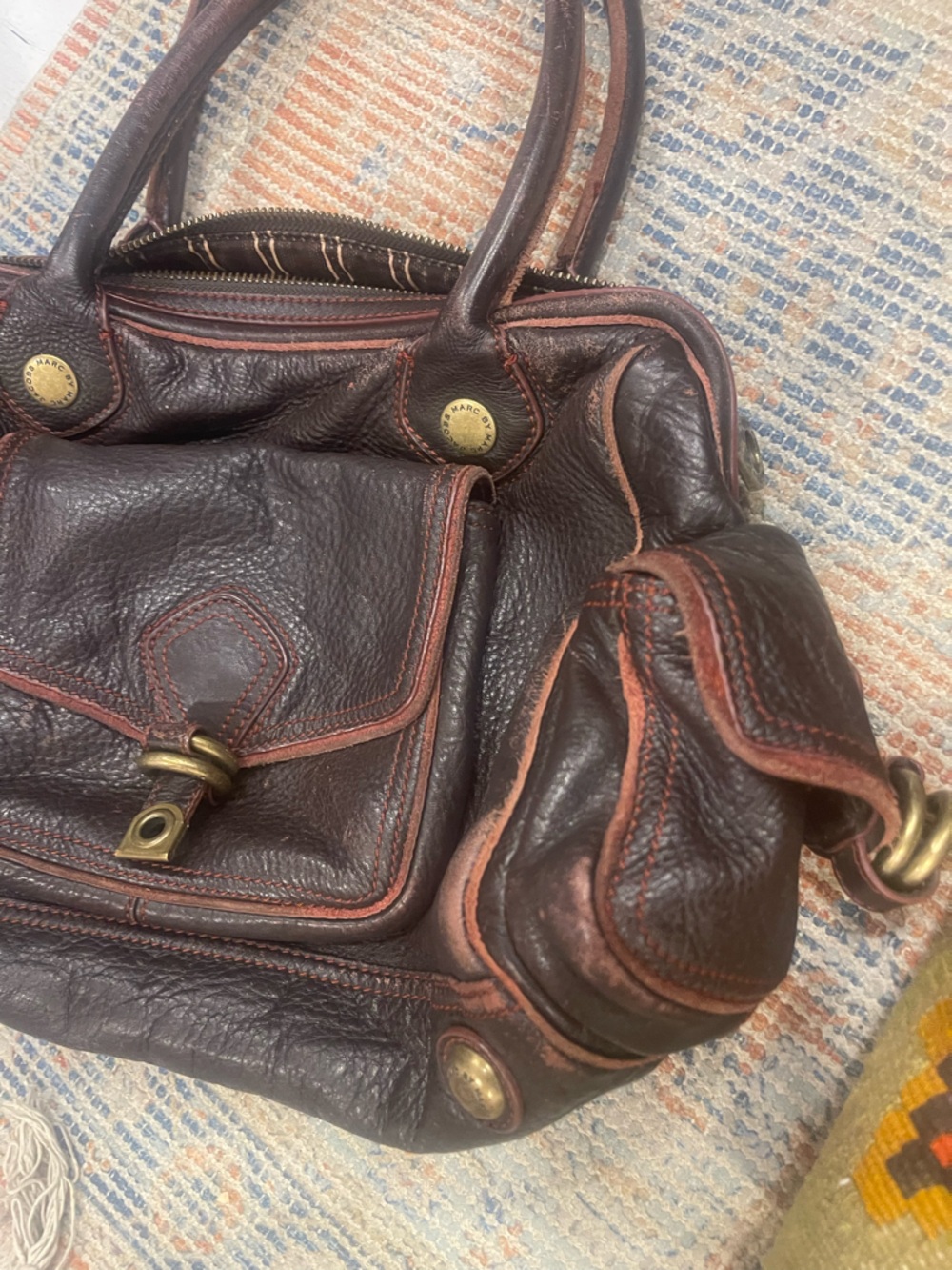 Mark by Mark Jacobs Classic Brown Leather Satchel Handbag - Picture 2 of 16